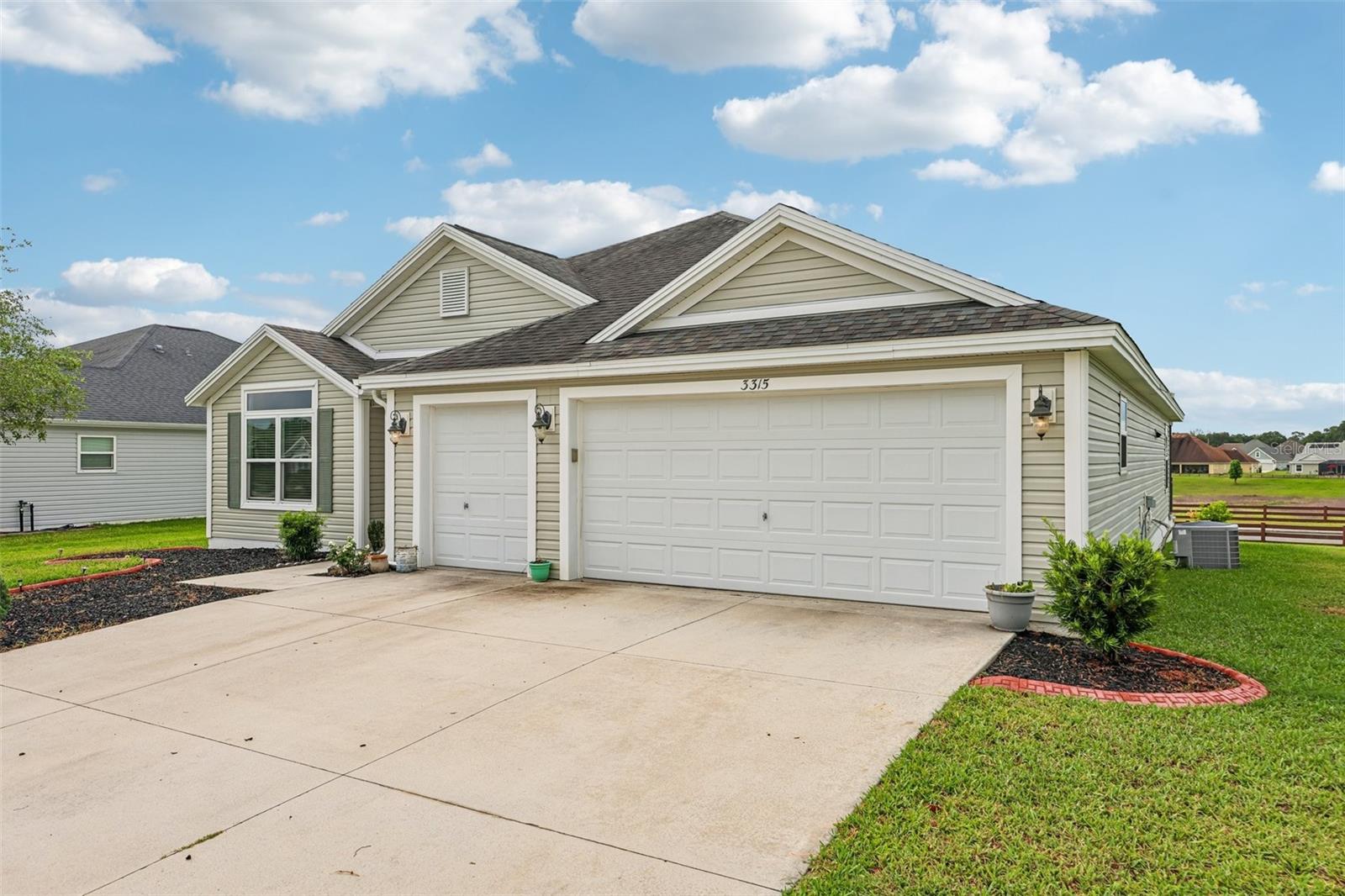 3315 Dzuro Drive, FL