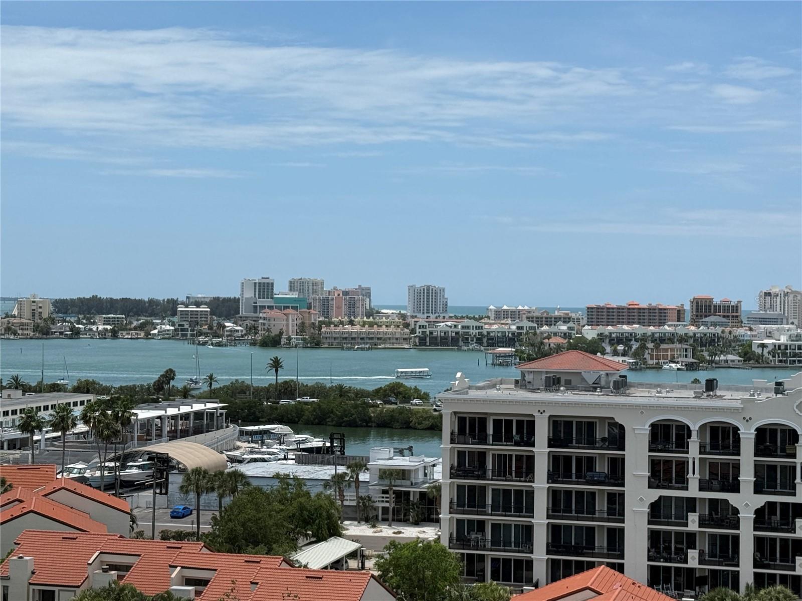 255 Dolphin Pt #2, FL