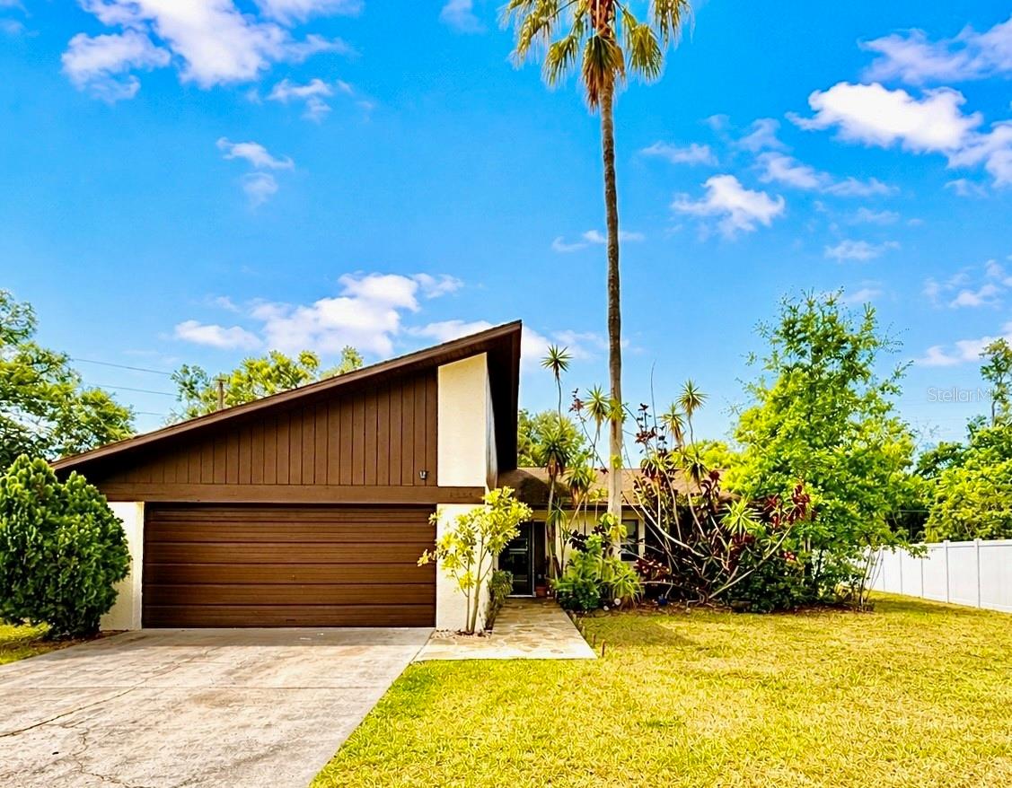 8034 Badger Ln, FL