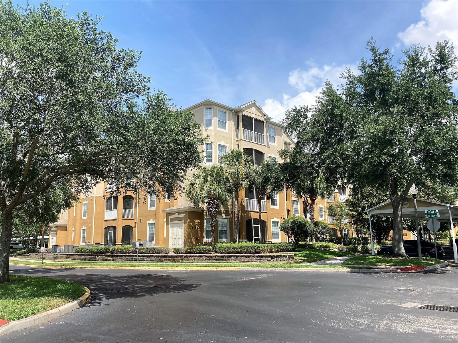 2484 San Tecla Street, FL