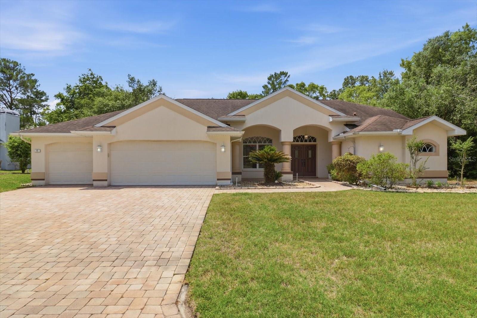 4 Poppy Ct, FL