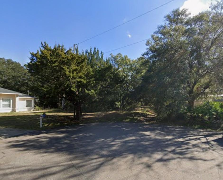 11 Whitney Pl, FL