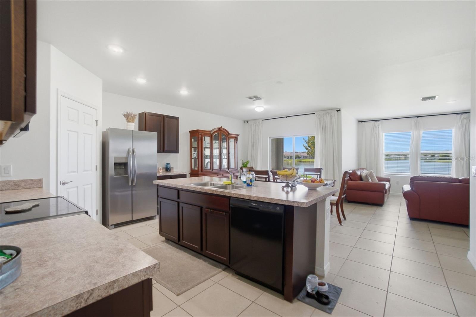 3422 Cancun Court, FL