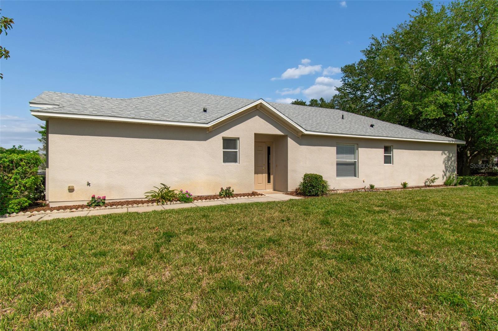 18630 Rolling Hills Loop, FL