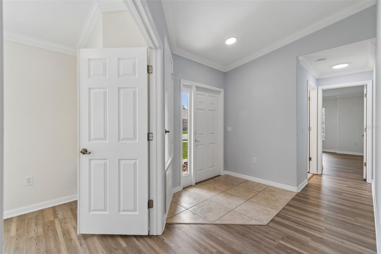 18630 Rolling Hills Loop, FL