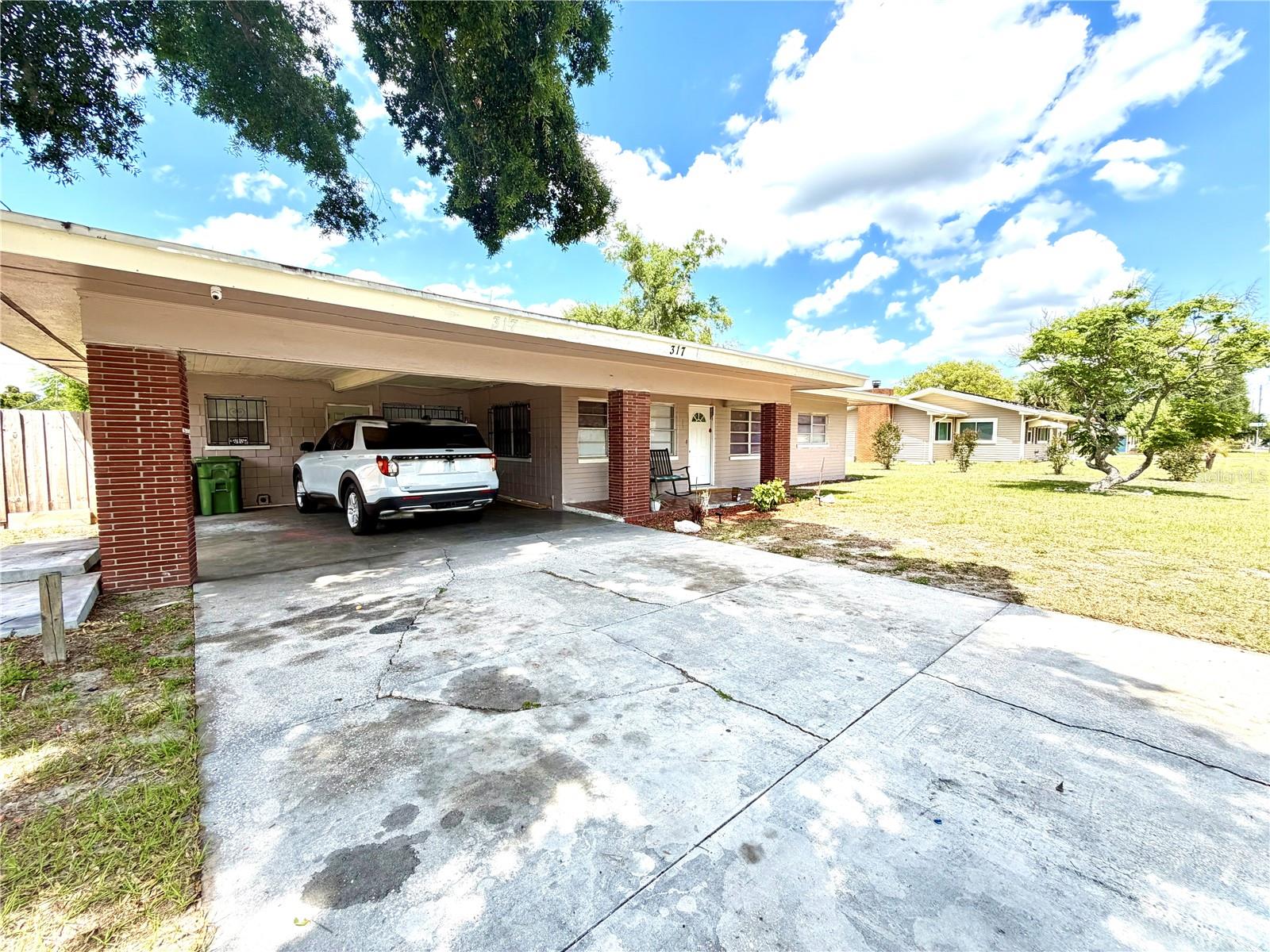 317 Avenue G, FL