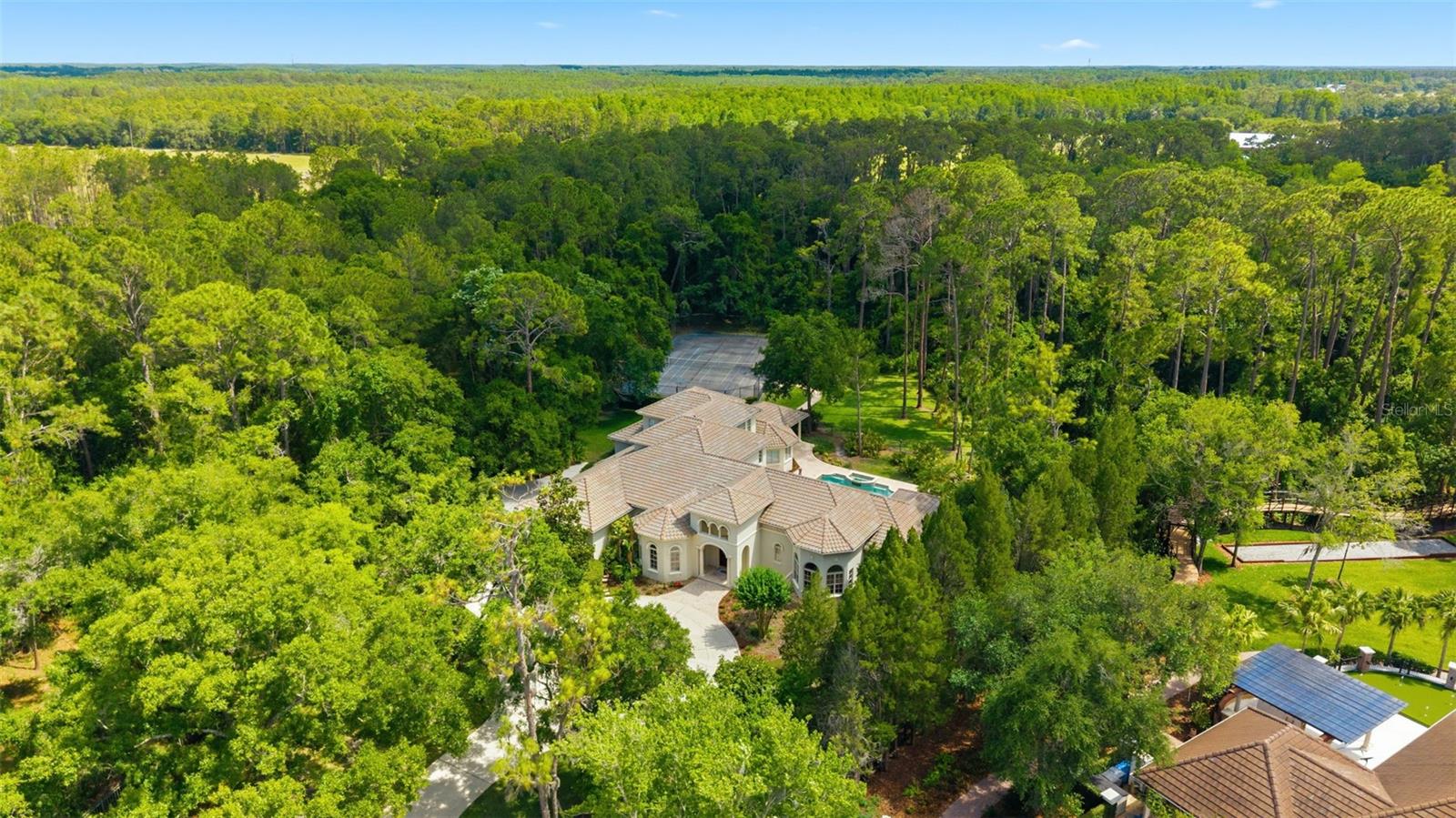 18901 Lakes Edge Way, FL