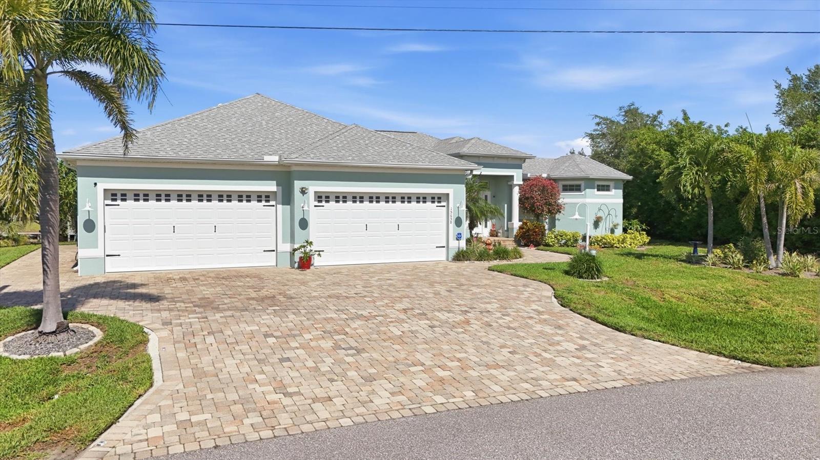 15658 Applewhite Circle, FL