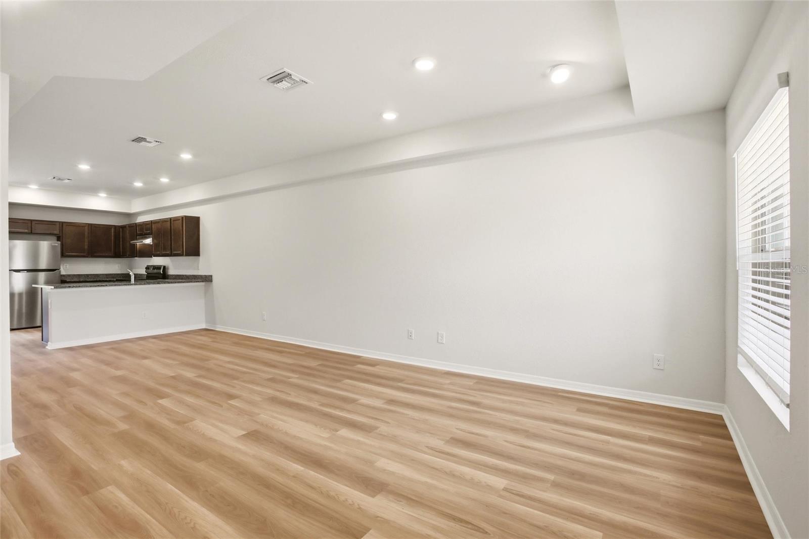 29475/29477 Peace River Shores Boulevard, FL