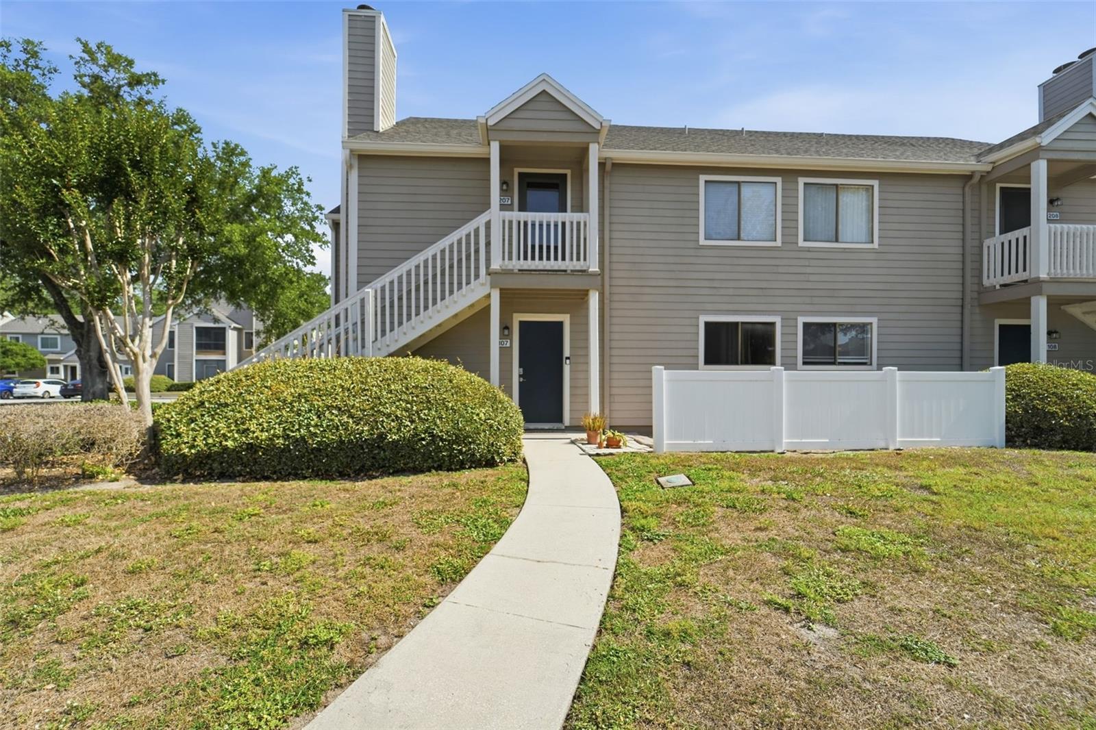 537 Sun Ridge Pl #107, FL