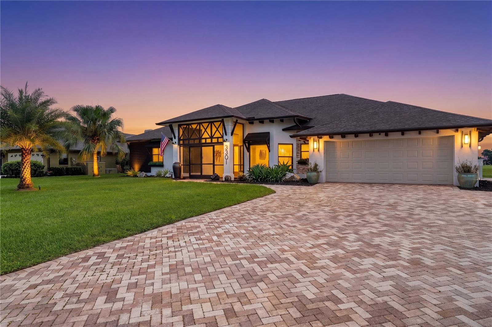 3301 Lakeside Circle, FL