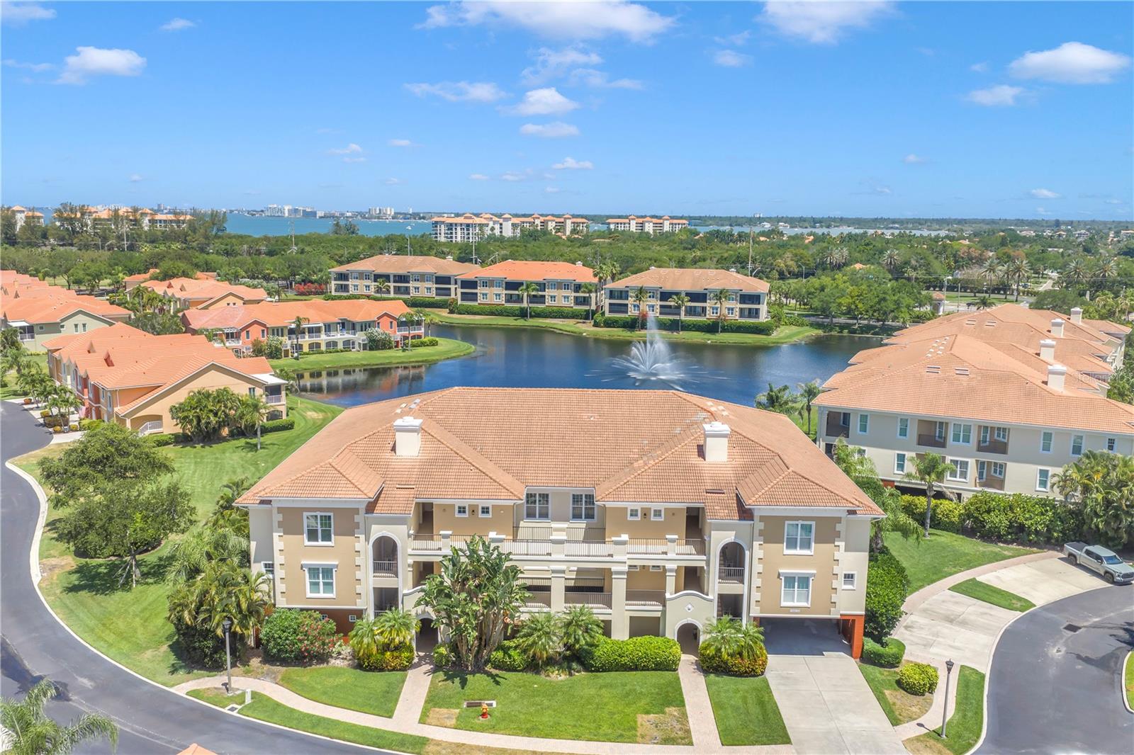 10 Franklin Court, FL