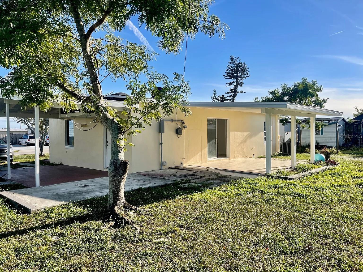 22086 Beverly Avenue, FL