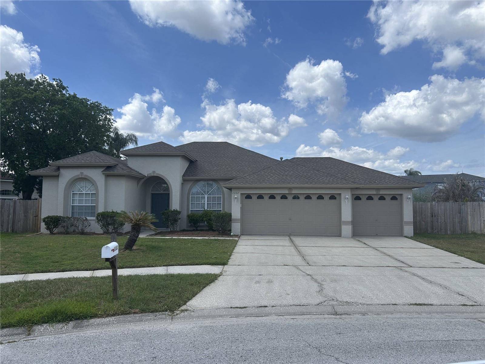 1332 Hatcher Loop, FL