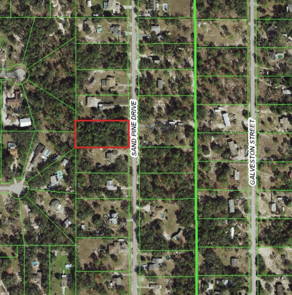 000 Sand Pine Dr, FL
