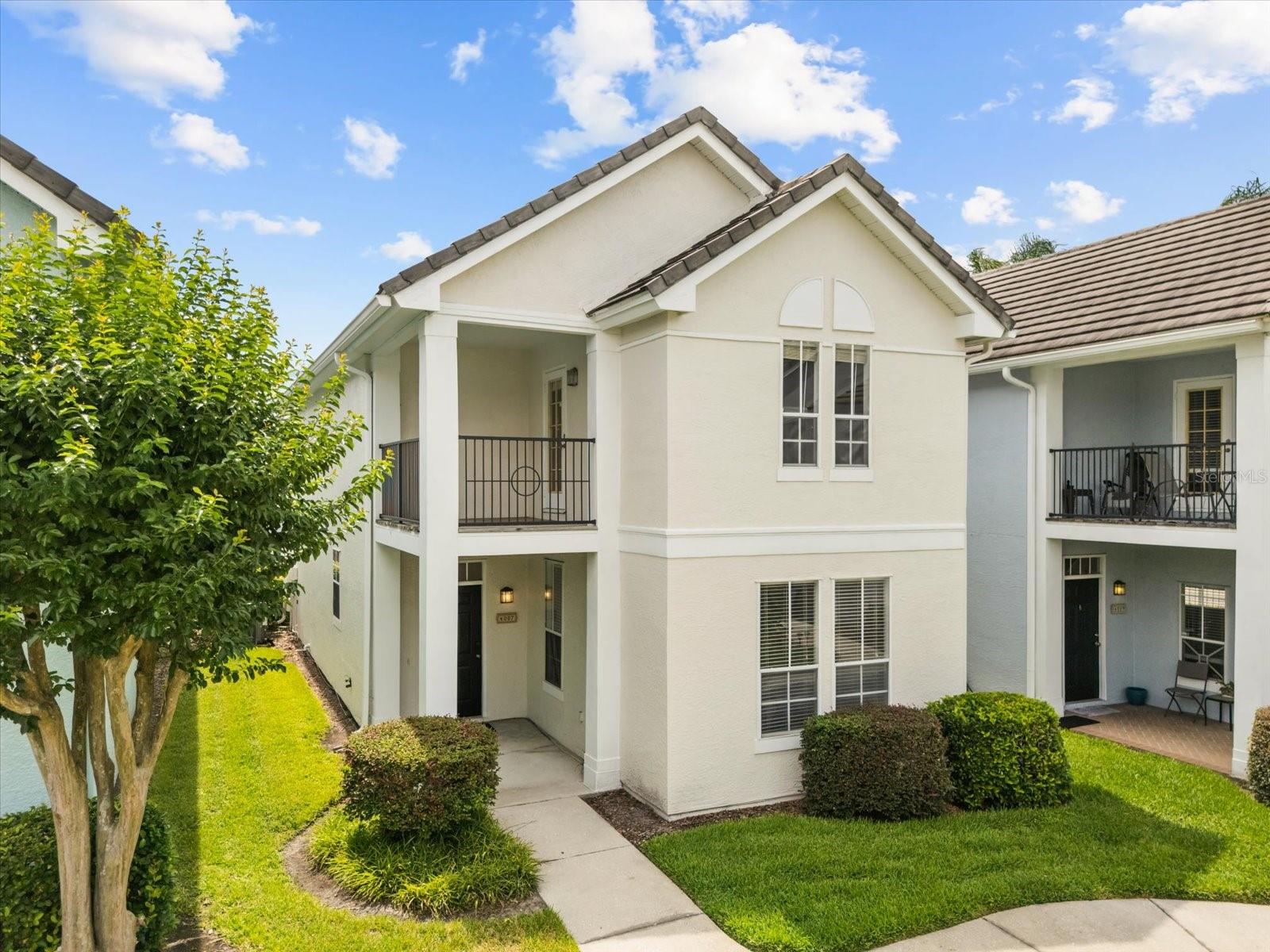 4007 Bangalow Palm Court, FL