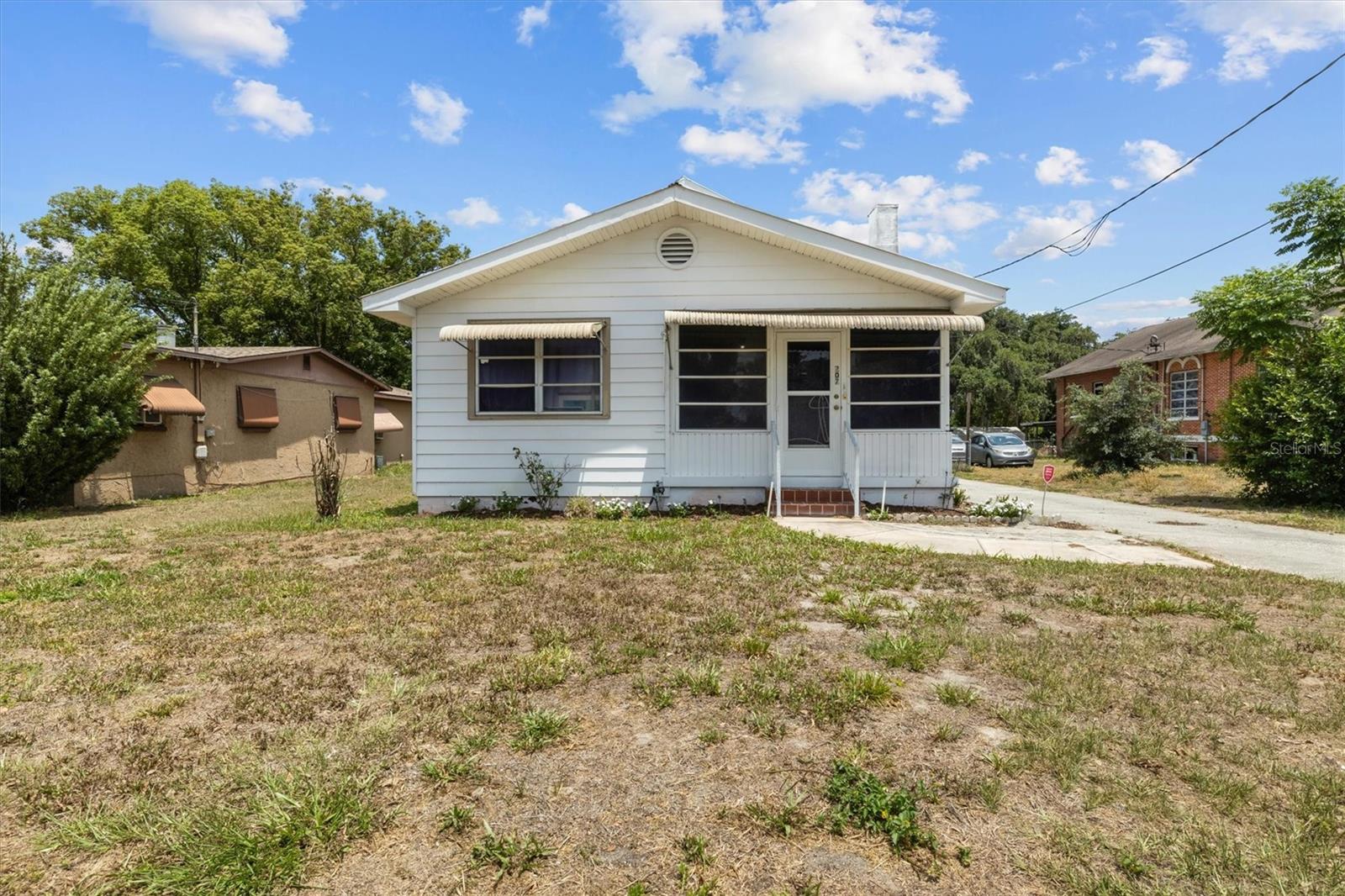 207 S Perry Ave, FL