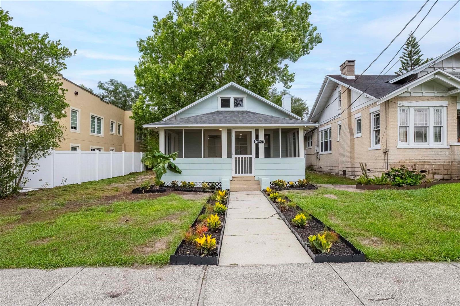 907 Palmetto Street, FL
