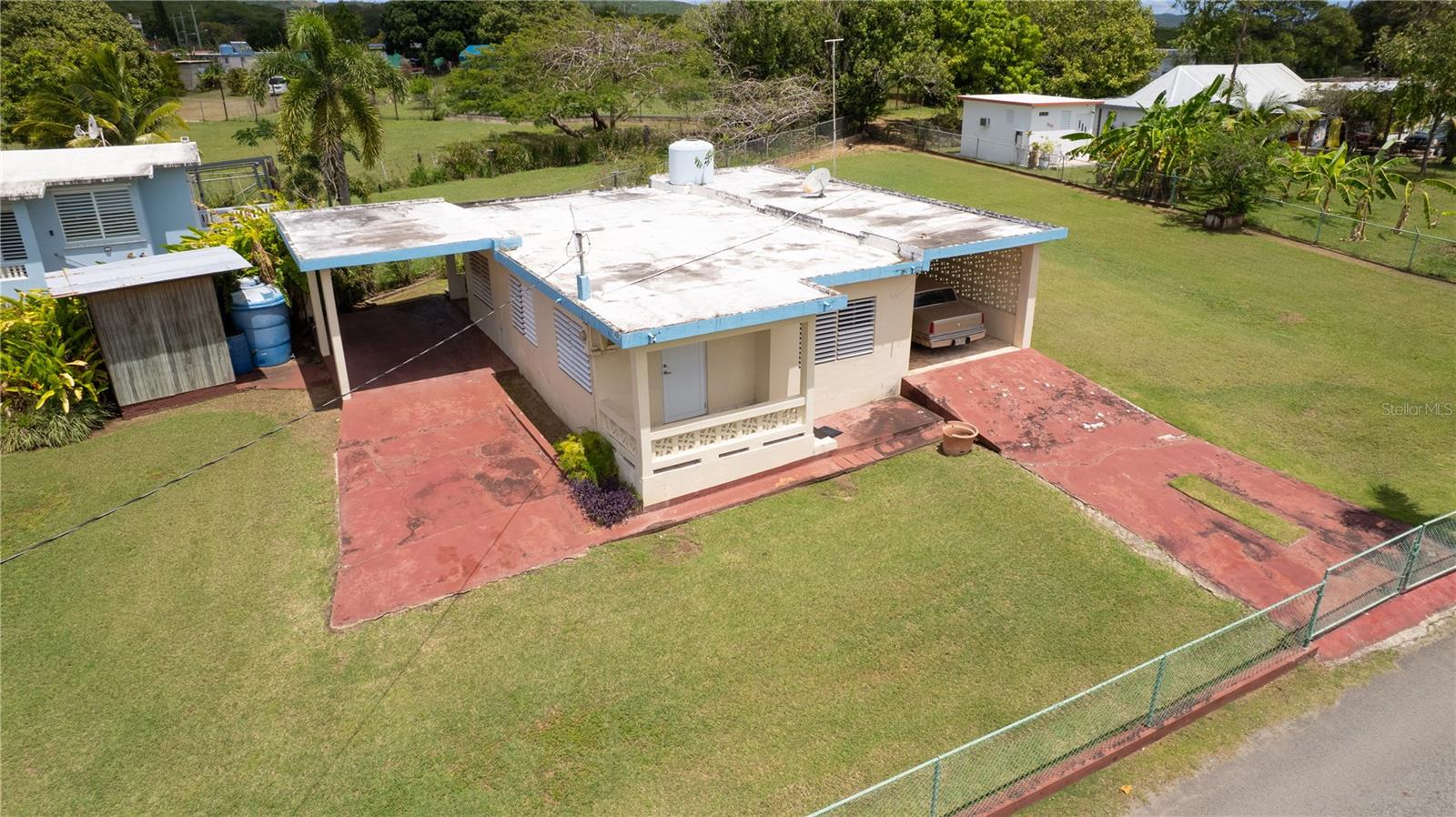 195 Calle Almendro, PR