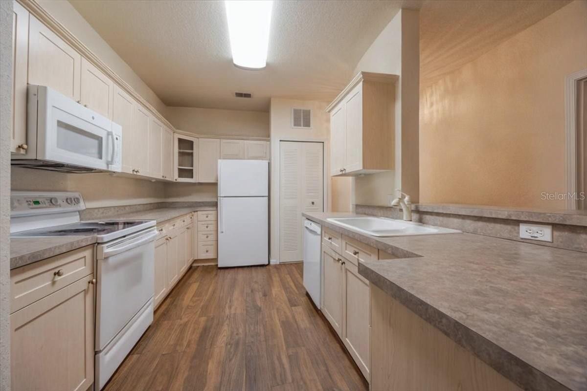 830 Airport Road, FL