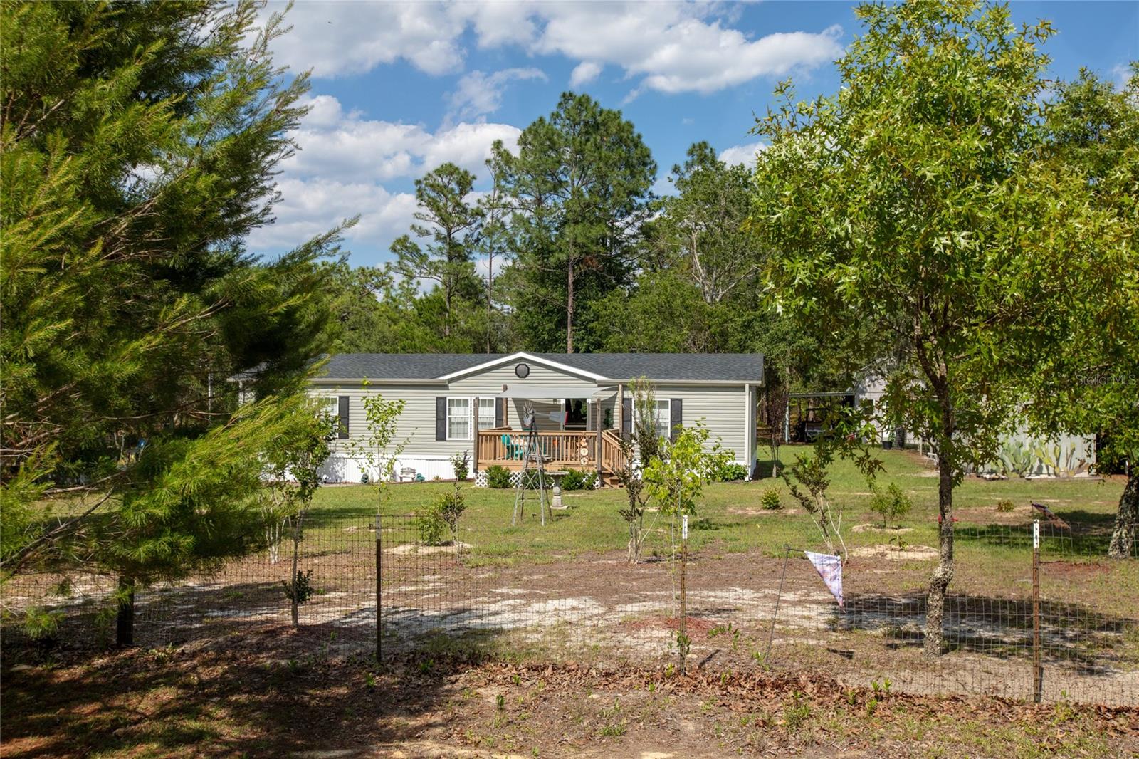 5670 Acadia St, FL