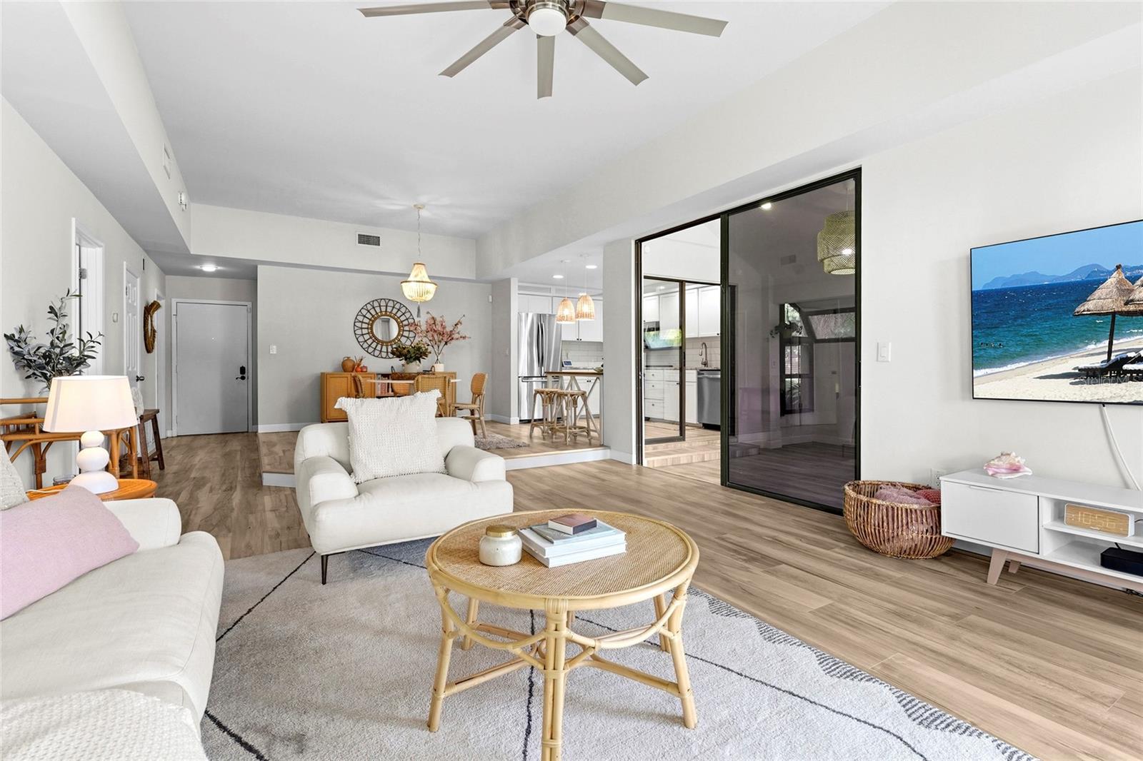 2383 Lakeside Mews, FL