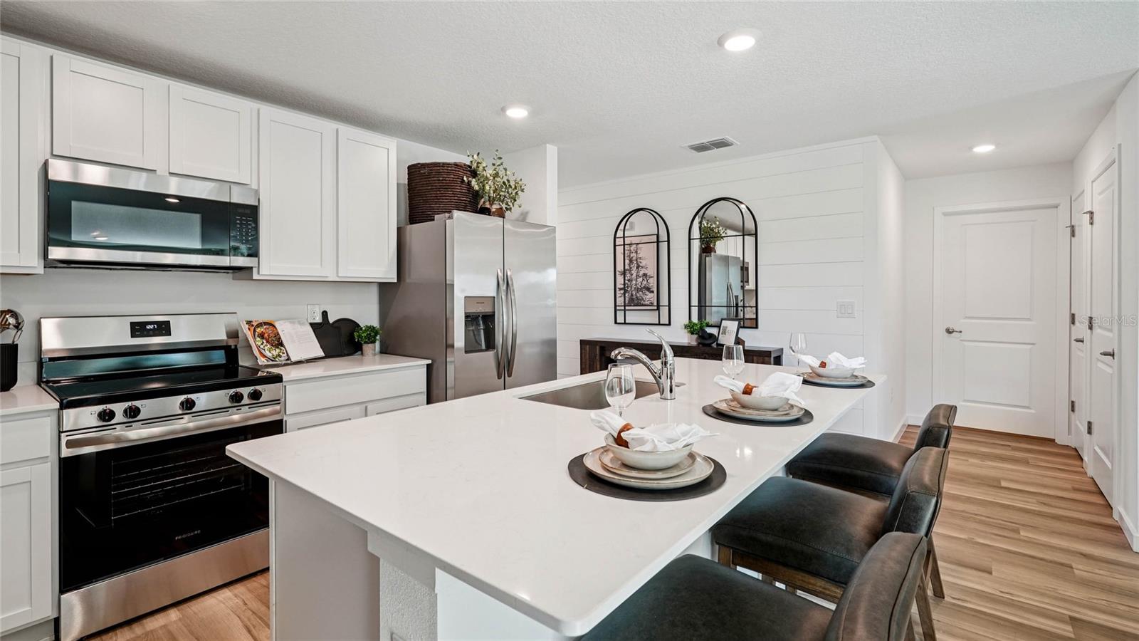 4050 Kona Circle, FL