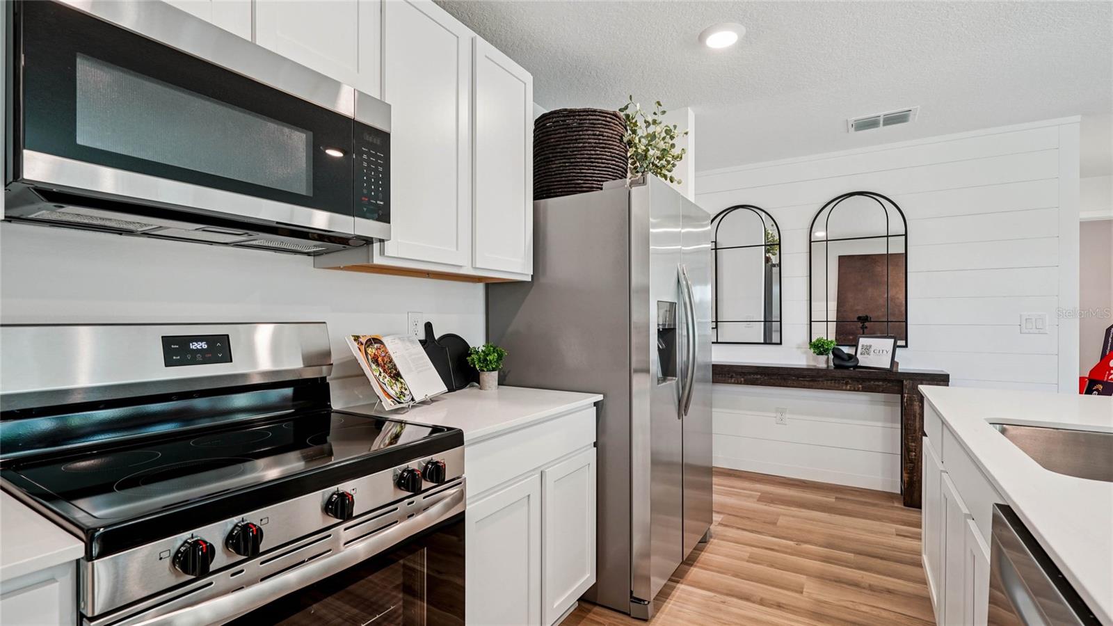 4050 Kona Circle, FL