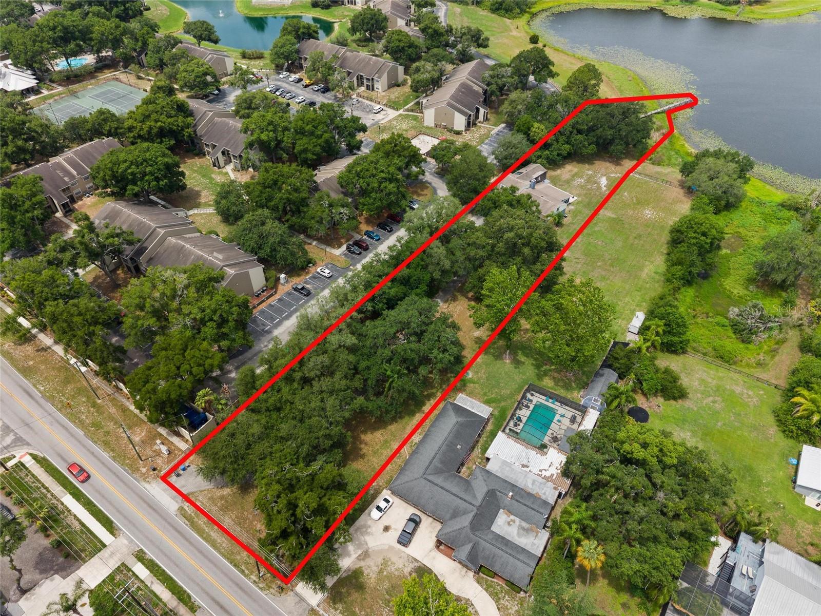 498 Lakewood Drive, FL