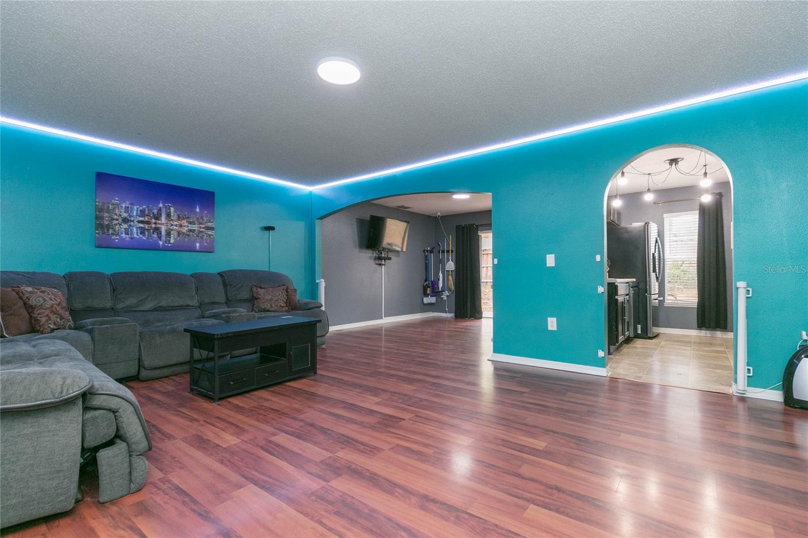 9922 Ashburn Lake Drive, FL