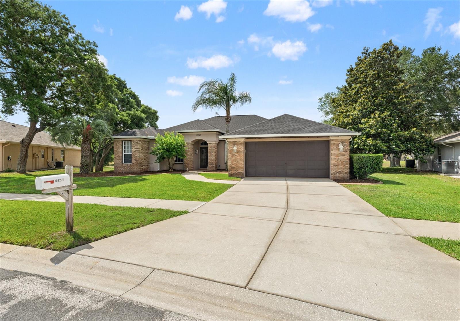 10327 Velvetseed Circle, FL