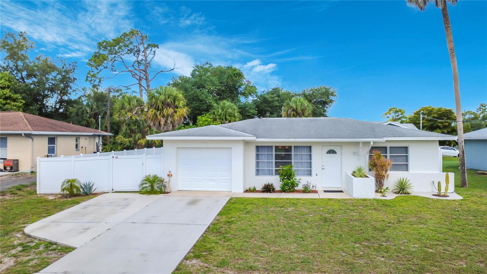 2009 Barksdale Street, FL