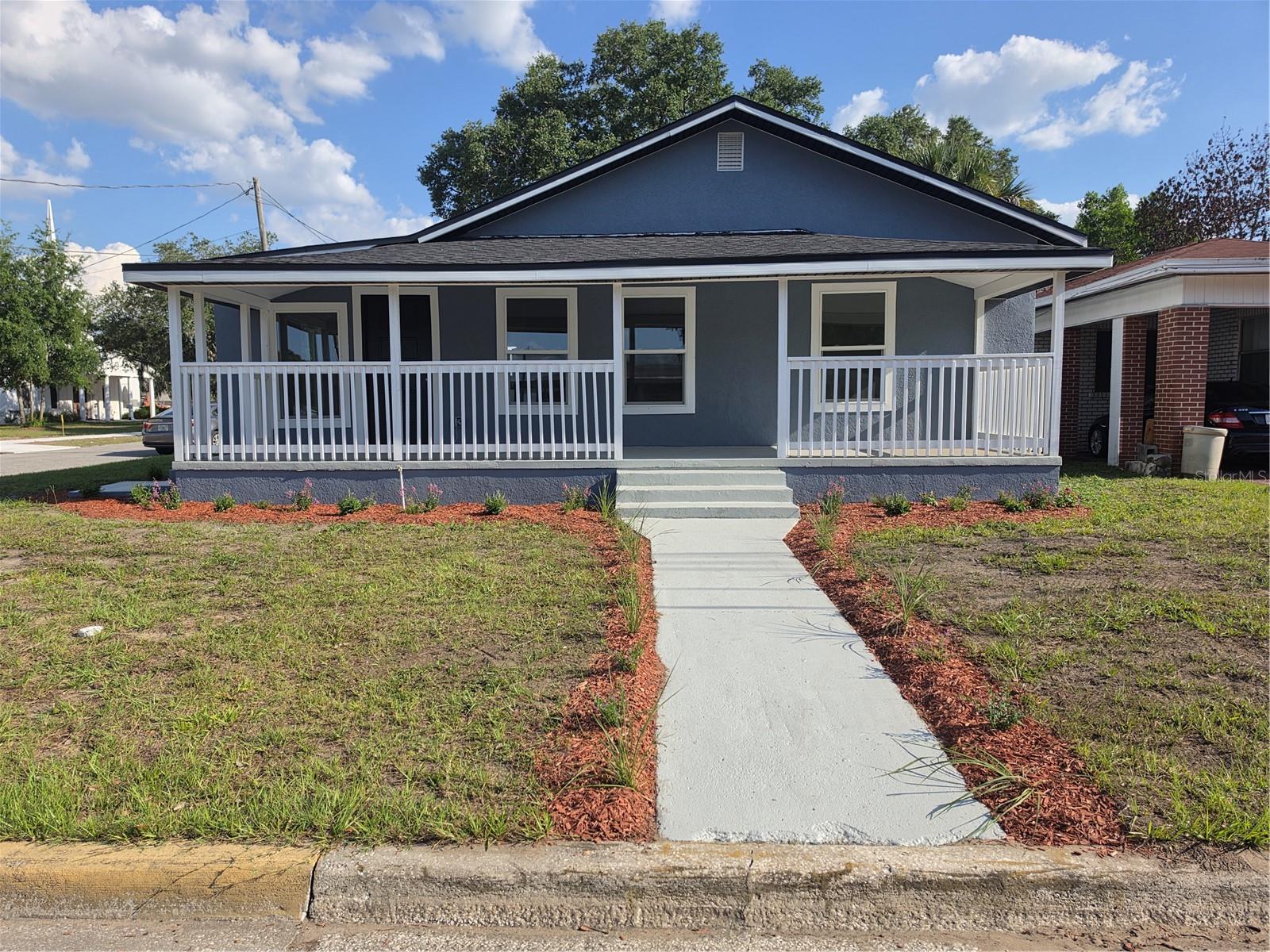 201 Dr J A Wiltshire Ave W, FL