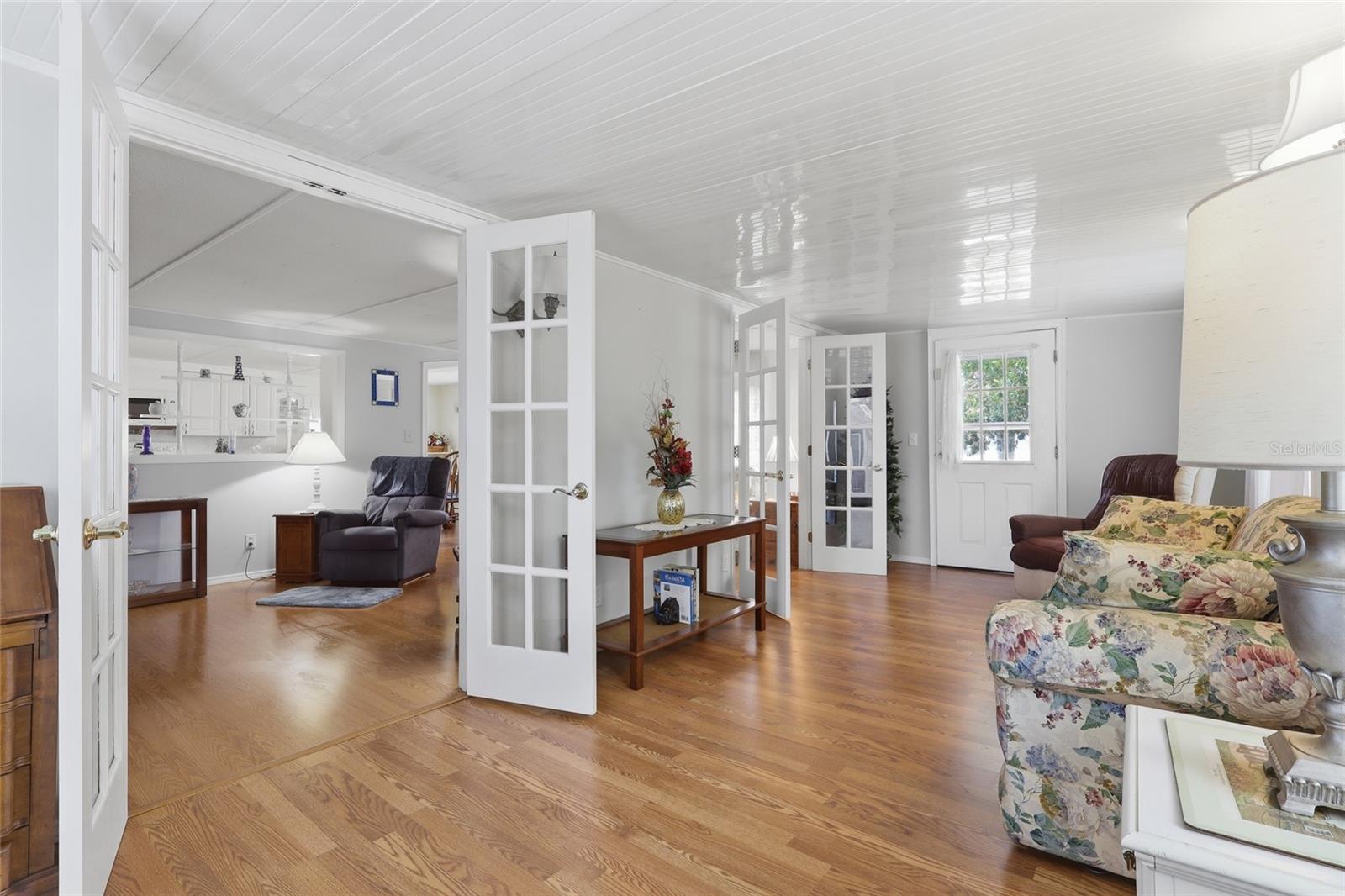 5244 Mohawk Street, FL