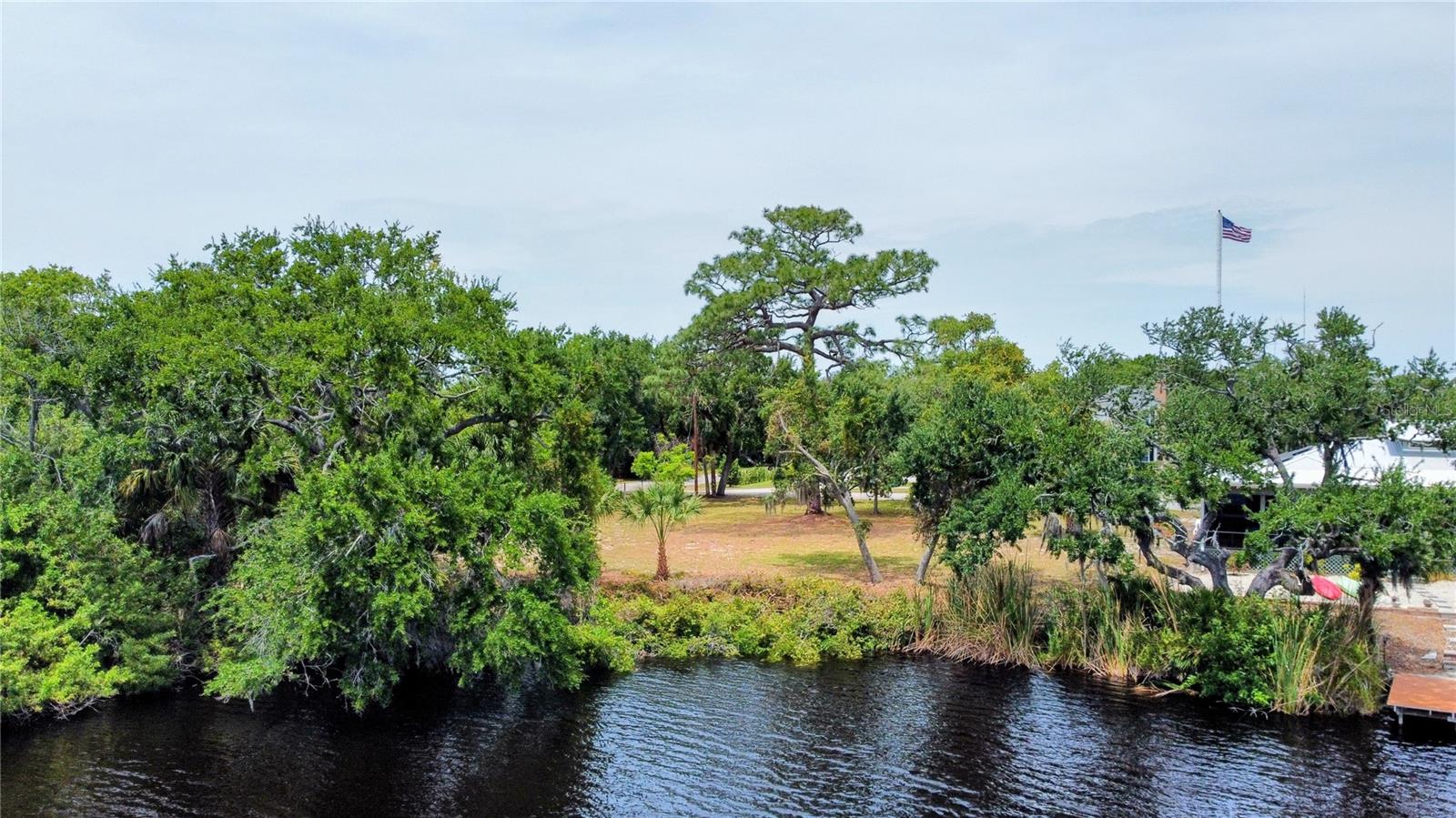 1105 Ashland, FL