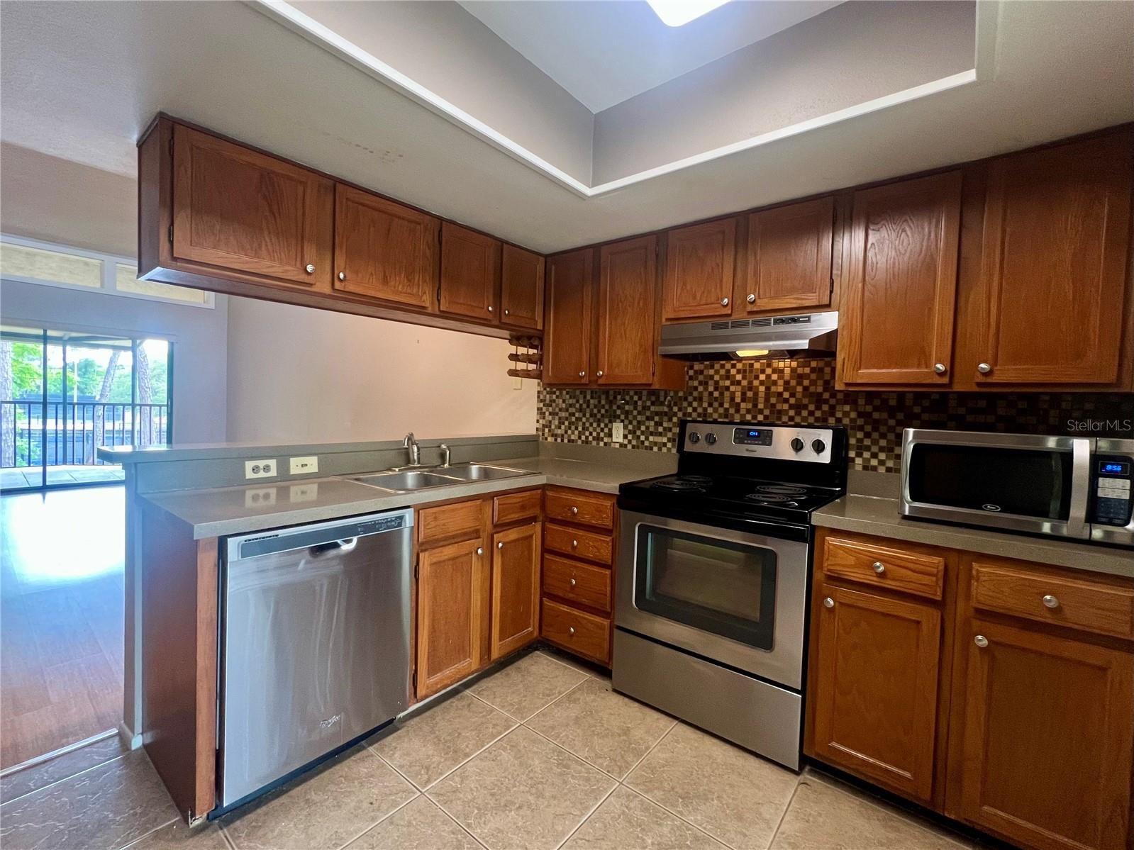 142 Woodlake Wynde, FL