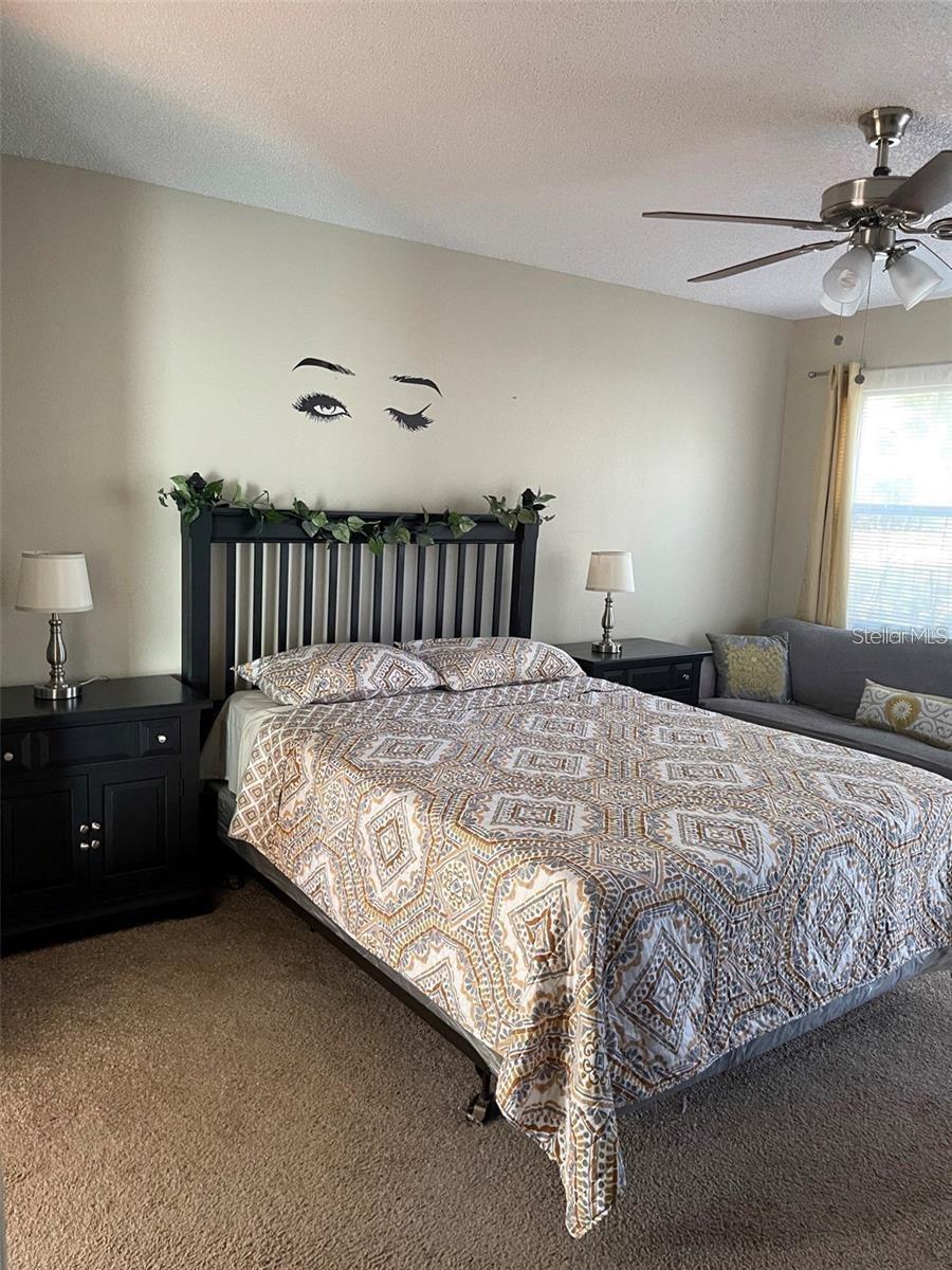 519 Thousand Oaks Boulevard, FL