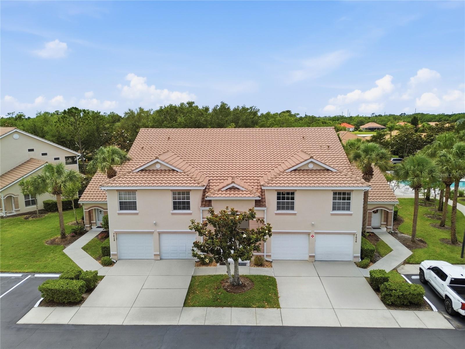 7660 Sweetbay Circle, FL