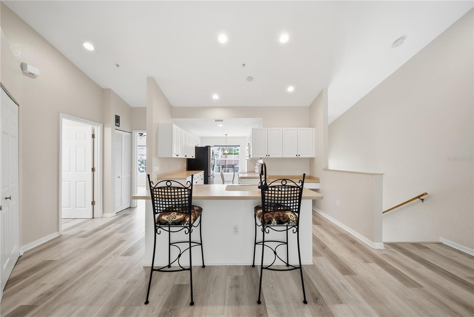 7660 Sweetbay Circle, FL