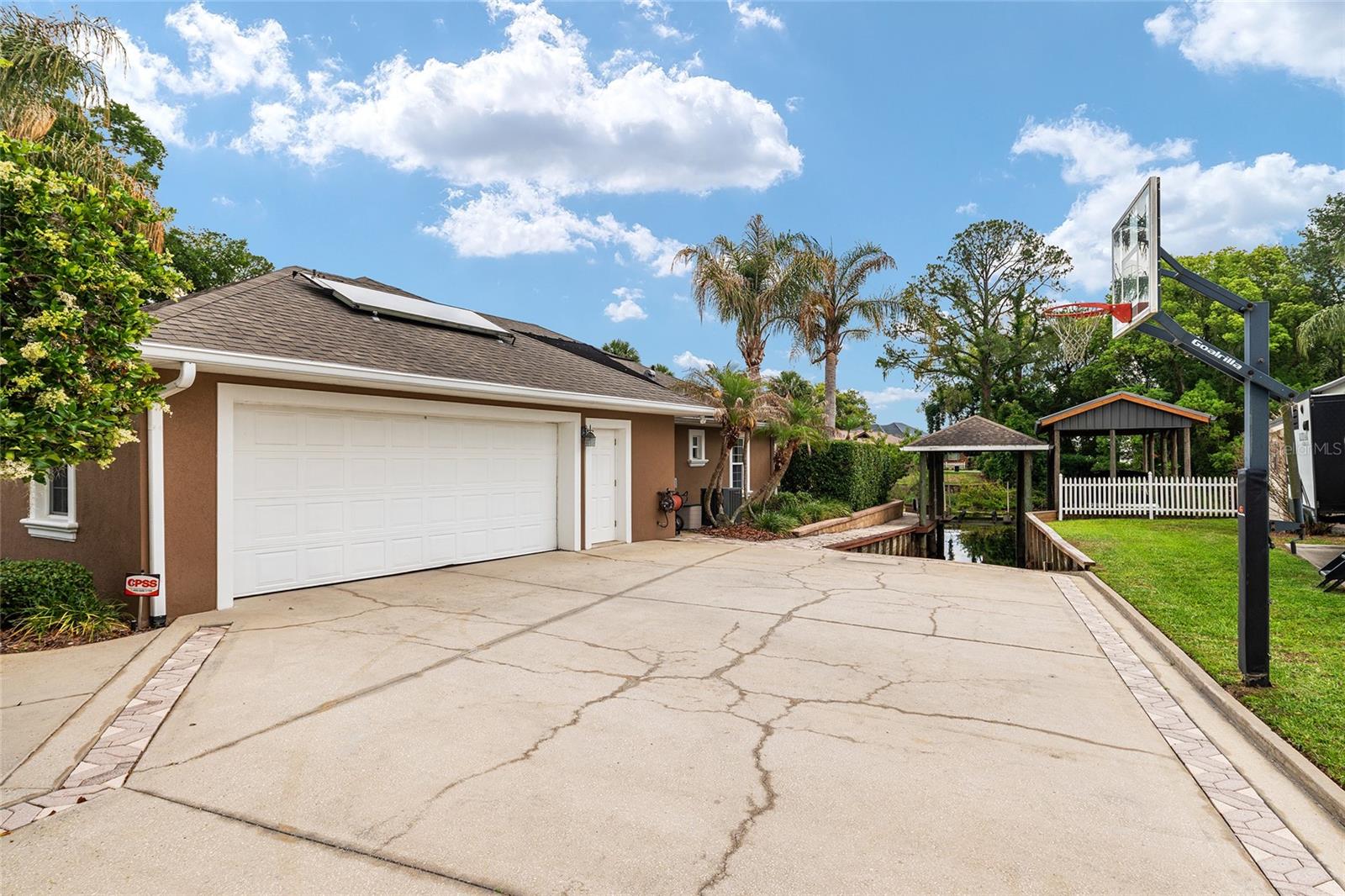 29 Ocale Way, FL