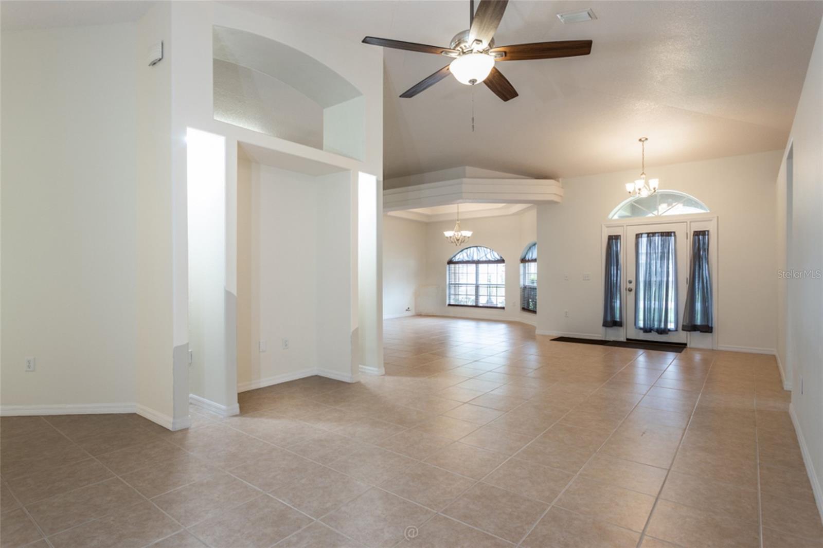 3 Zodiac Place, FL