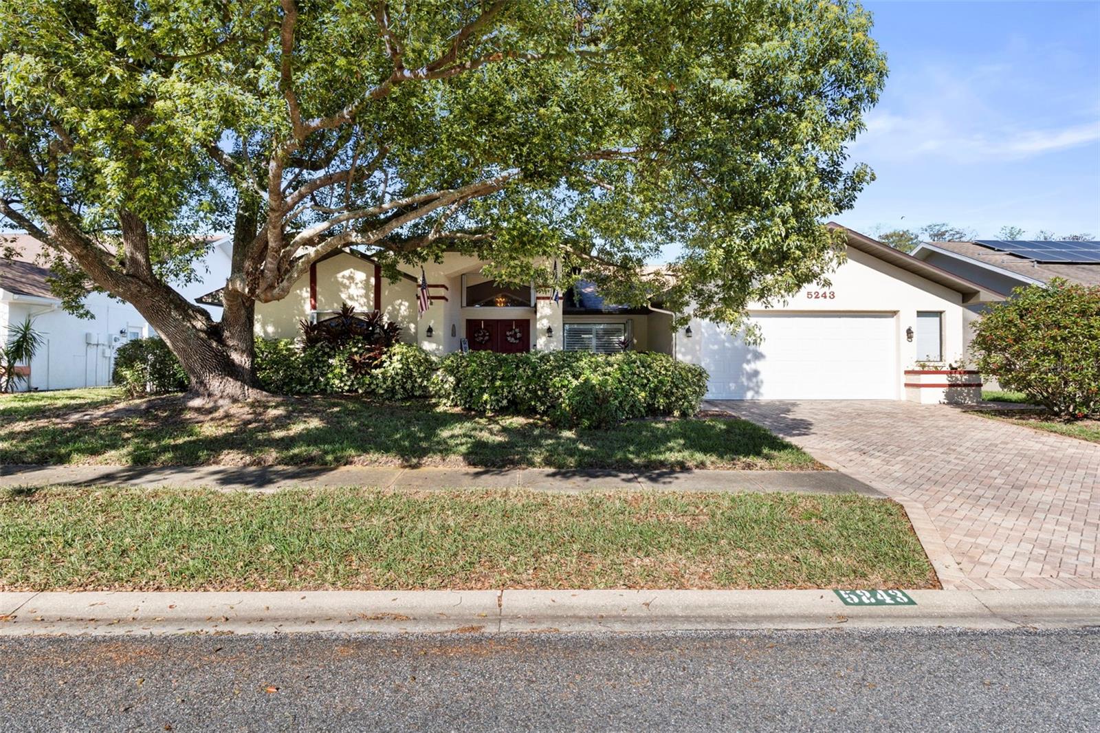 5243 Saltamonte Drive, FL