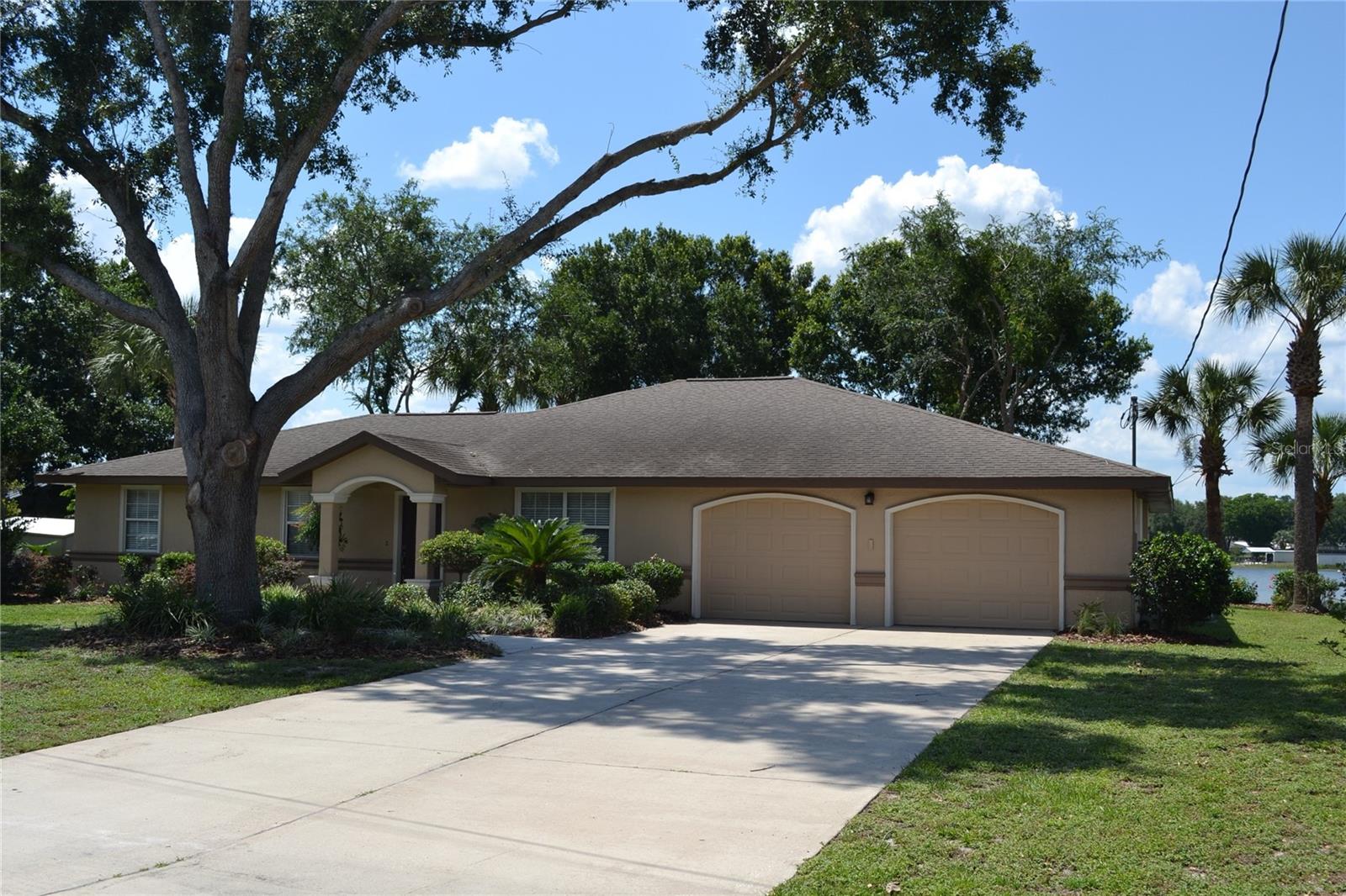 26 Ocale Way, FL