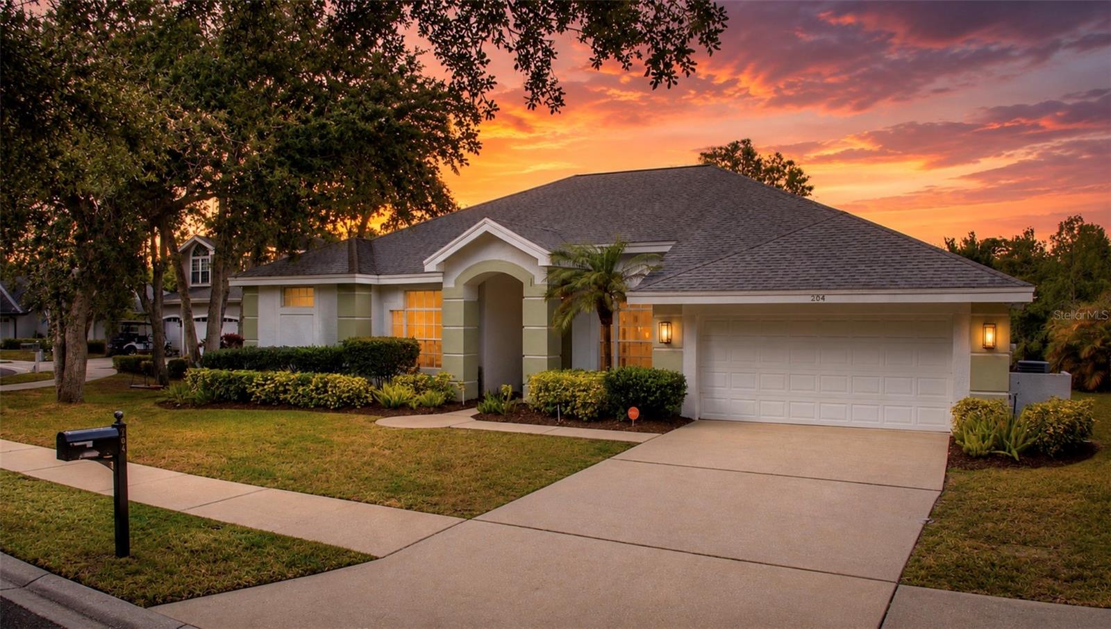 204 Water View Court, FL