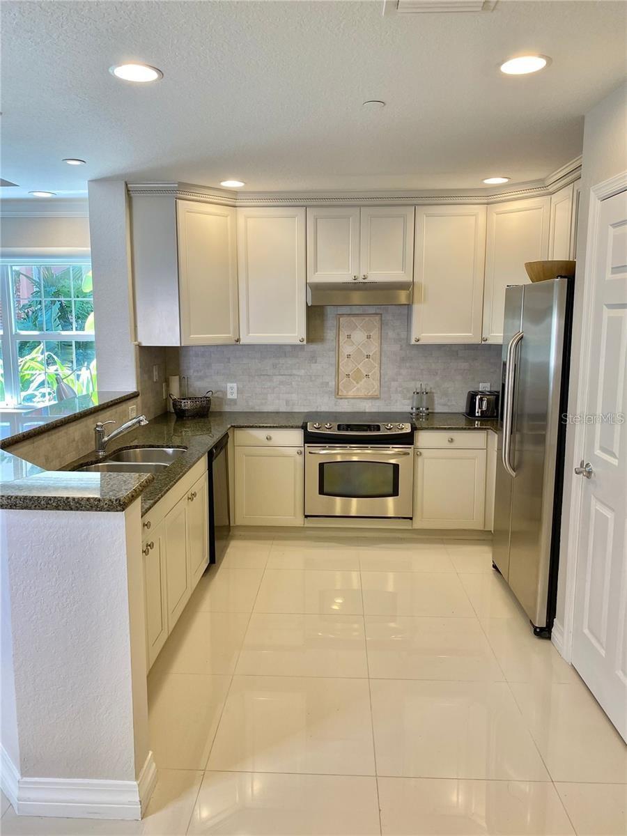 7652 Whisper Way, FL