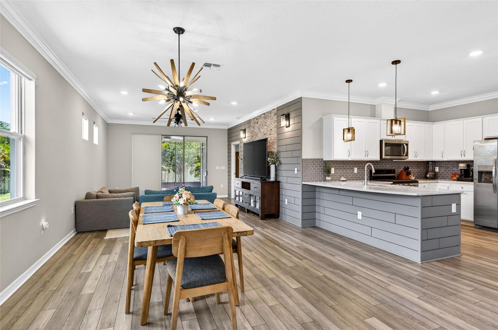 6427 Mooring Line Circle, FL