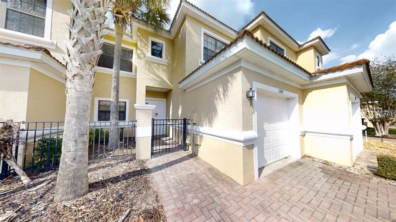 1370 Pacific Road, FL