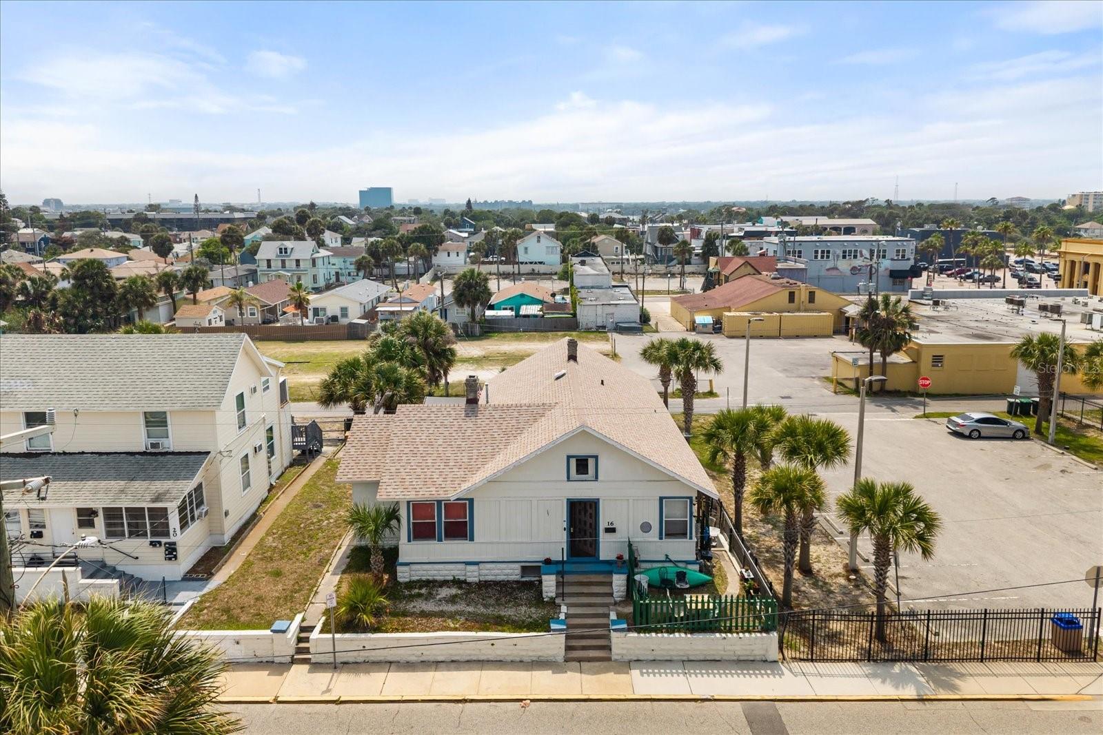 16 Grandview Ave, FL