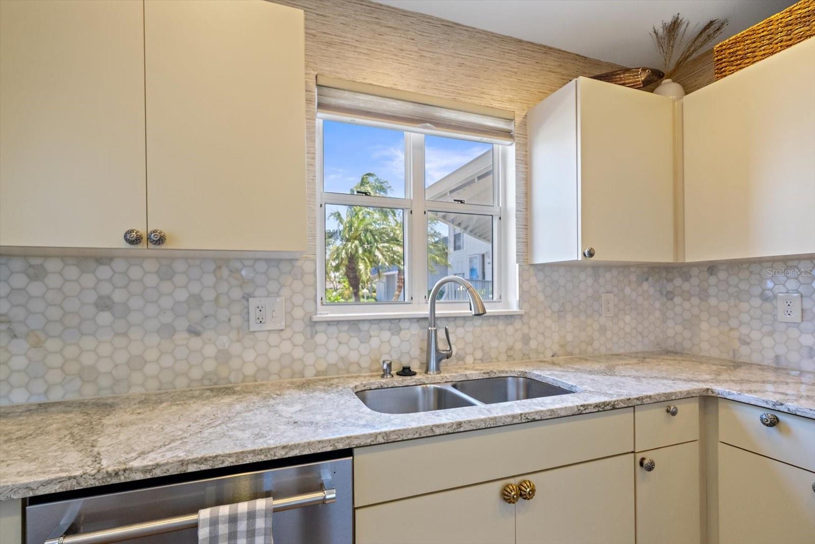 851 Audubon Drive, FL