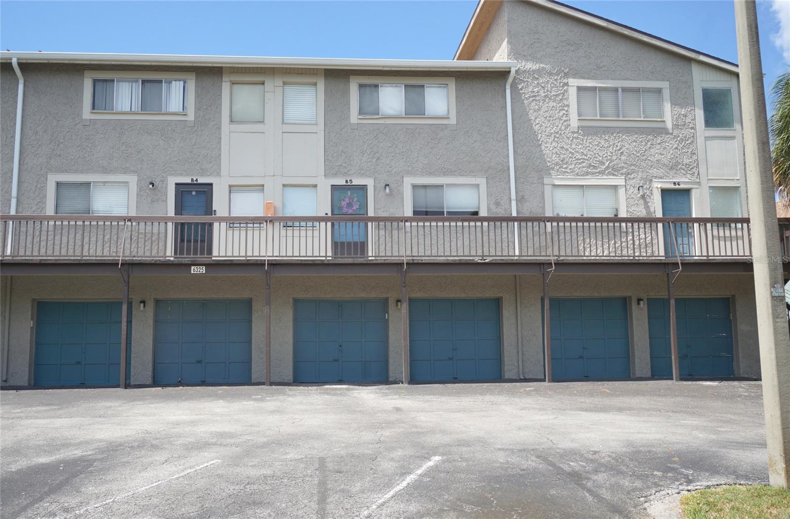 6325 Newtown Cir #B5, FL